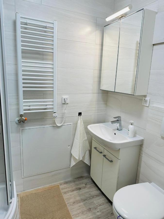 Palace Quarter 1 Peaceful Modern Central Top Floor Apartment Будапеща Екстериор снимка