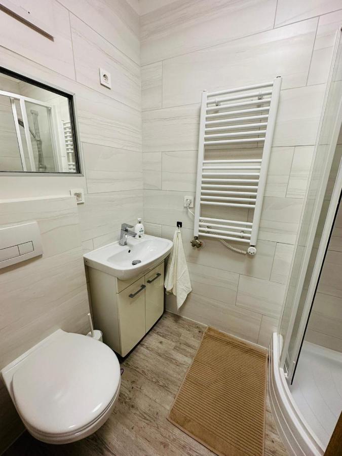 Palace Quarter 1 Peaceful Modern Central Top Floor Apartment Будапеща Екстериор снимка